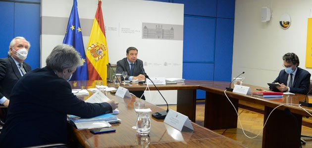 Planas y Cooperativas Agro-alimentarias analizan la modificación de la Ley de la Cadena Alimentaria